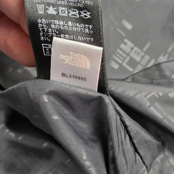 North Face Jacket Mens Small HyVent Hooded Waterproof Outdoor Coat - Picture 11 of 12